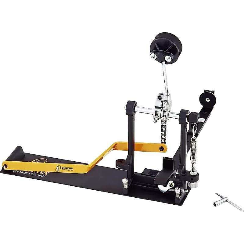 Pedal de cajón de la serie de percusión OCJP-GB de Ortega Guitars con funda de transporte